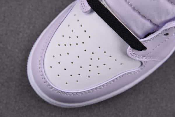 Air Jordan 1 Mid Barely Grape Dq8423-501