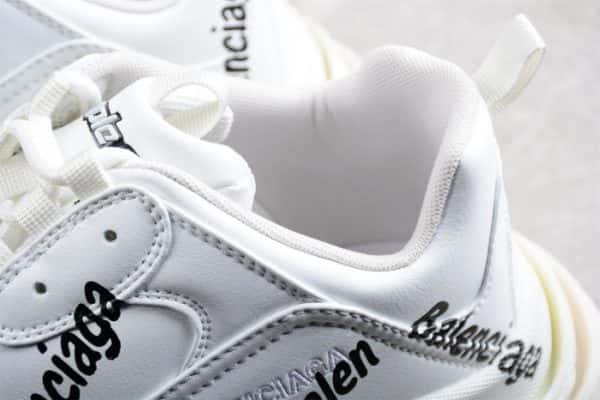 Triples Trainer Sneakers 2000055