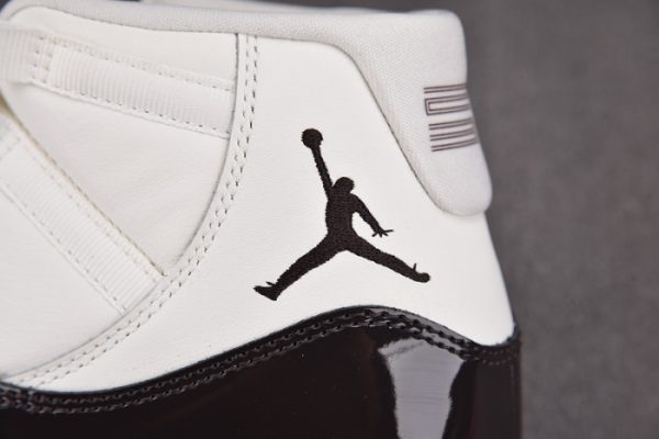 Air Jordan 11 Wmns "Neapolitan" Ar0715-101