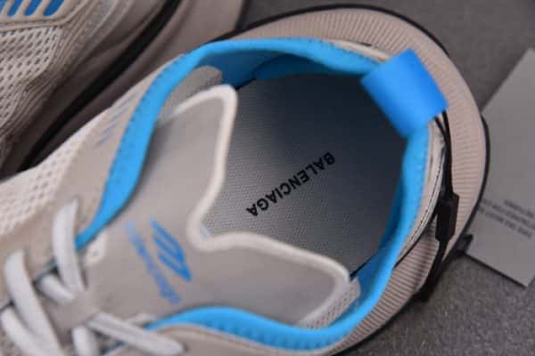 Sneaker Circuit 7000003