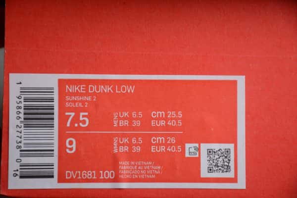 Nike Dunk Low "Sun Club" Dv1681-100