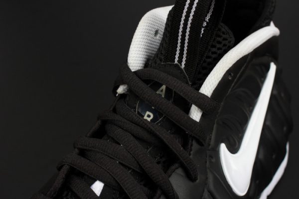 Nike Air Foamposite Pro ¡°Dr. Doom¡± Black/White 624041-006