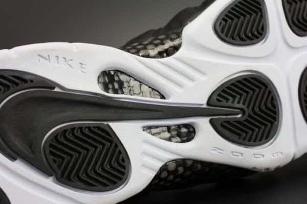 Nike Air Foamposite Pro ¡°Dr. Doom¡± Black/White 624041-006