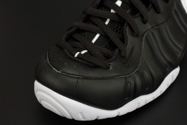 Nike Air Foamposite Pro ¡°Dr. Doom¡± Black/White 624041-006