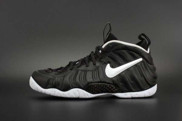 Nike Air Foamposite Pro ¡°Dr. Doom¡± Black/White 624041-006