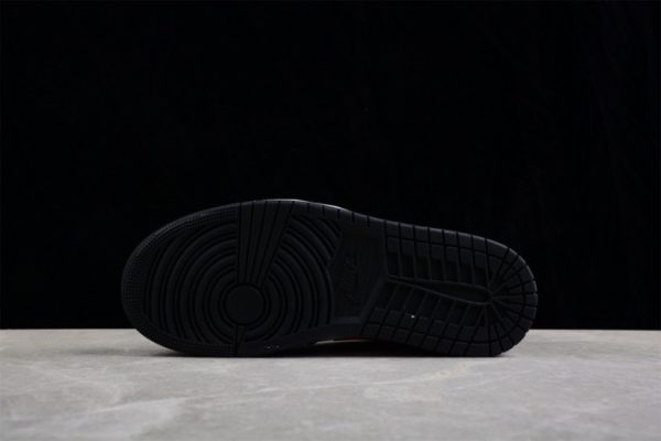 Air Jordan 1 Mid White Black Red 554724-079