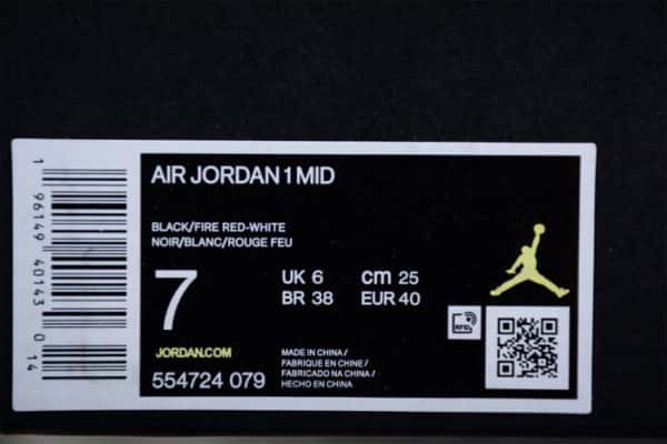 Air Jordan 1 Mid White Black Red 554724-079