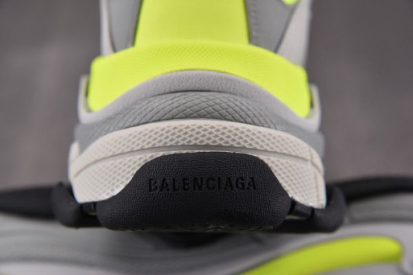 Triples Trainer Sneakers 2000064