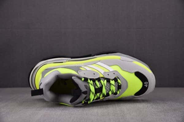 Triples Trainer Sneakers 2000064