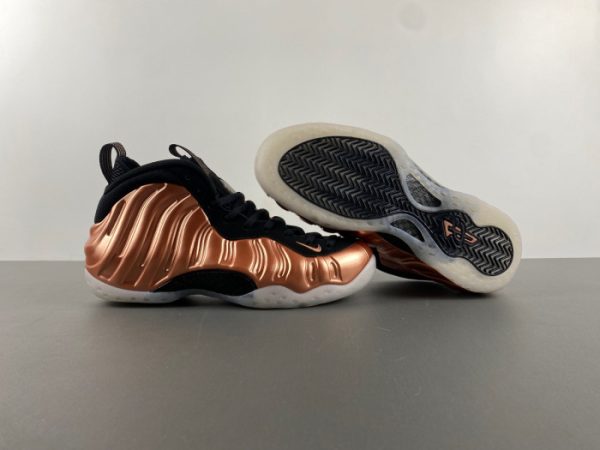 Nike Air Foamposite One "Metallic Copper" FZ9902-001