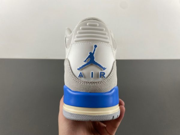 Air Jordan 3 "Lucky Shorts" CT8532-101