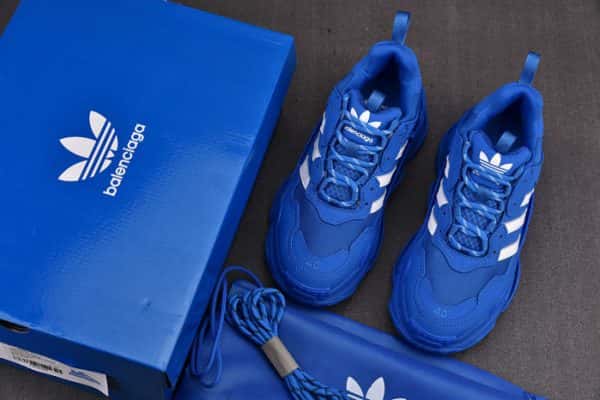 Triples Trainer Sneakers 2000051