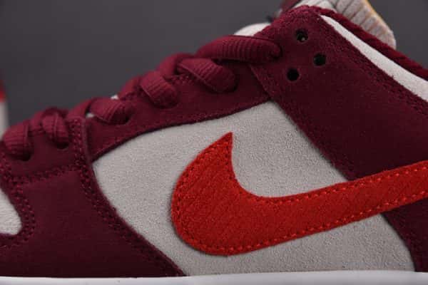 Nike Sb Dunk Low Skate Like A Girl Dx4589-600