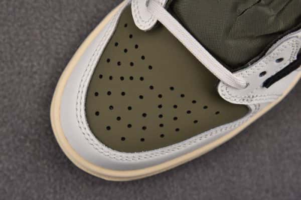 Kids Air Jordan 1 Retro Low OG SP Travis Scott Medium Olive DO5442-200