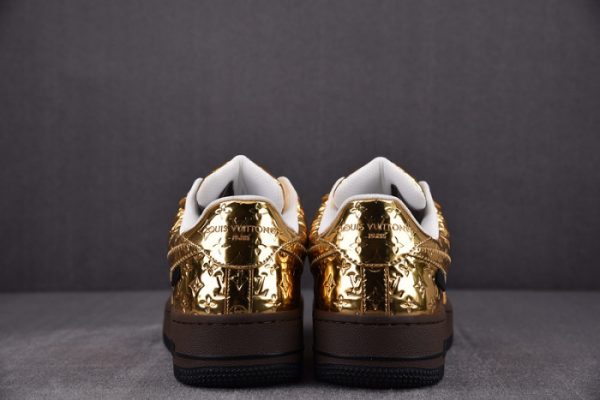 Nike Low Air Force 1 X Gold