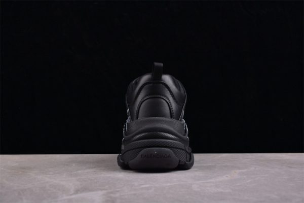 Triples Trainer Sneakers 2000073