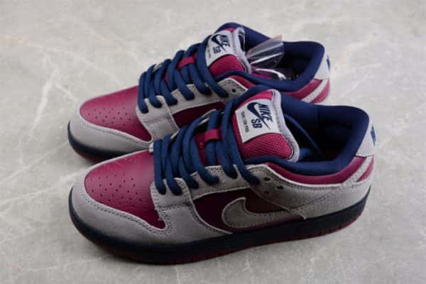 Nike Sb Dunk Low Atmosphere Grey True Berry Bq6817-001