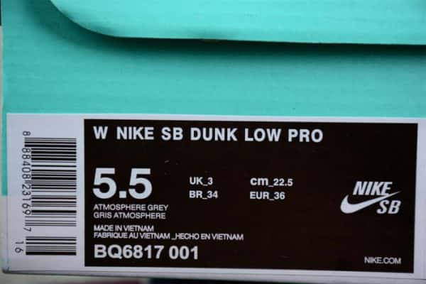 Nike Sb Dunk Low Atmosphere Grey True Berry Bq6817-001