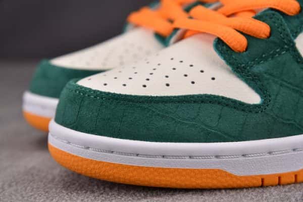 Dunk Low Pro Sb ''Legion Pine'' 304292-383