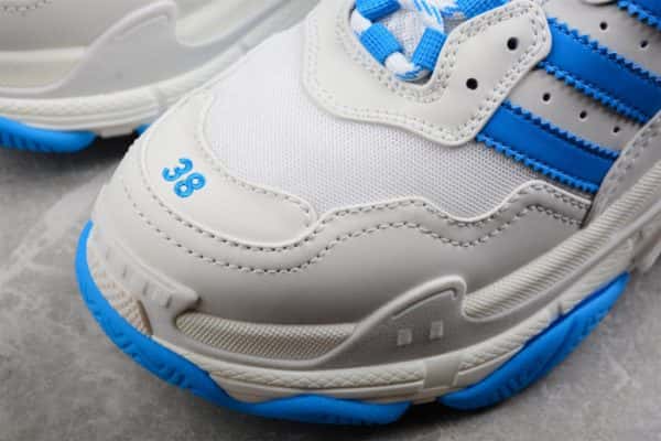 Triples Trainer Sneakers 2000054