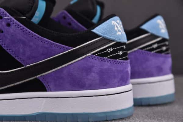 Nike SB Dunk Low Hayley Wilson HJ0513-500