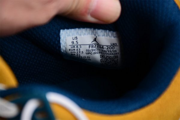 Air Jordan 4 Gs "Cacao Wow" Fb2214-200