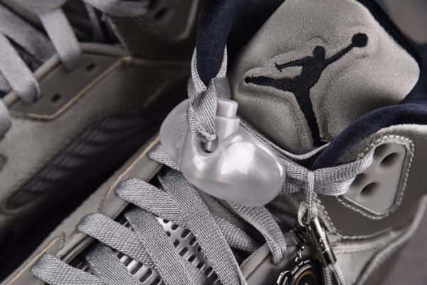 Air Jordan 5 Retro Wings (2025) IO2038-001