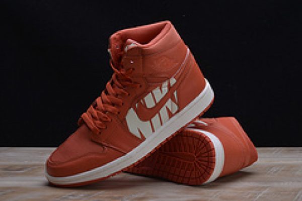 2018 Air Jordan 1 Retro High Og Vintage Coral/Sail 555088 800