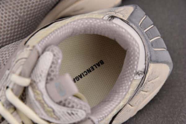 SNEAKER STAPLER 7000010