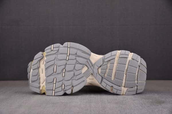 SNEAKER STAPLER 7000010