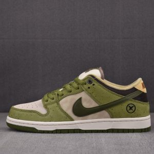Yuto Horigome X Nike SB Dunk Low Asparagus HF8022-300