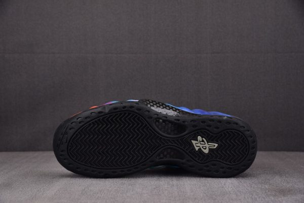 Nike Air Foamposite One Big Bang AR3771-800