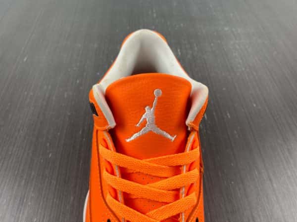 Air Jordan 3 Retro "Orange" Ct8532-801
