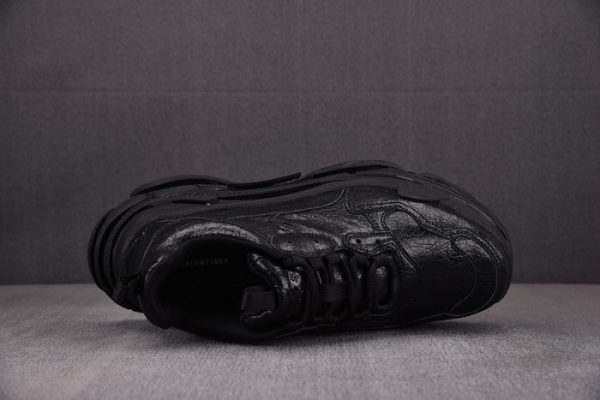 Triples Trainer Sneakers 2000071