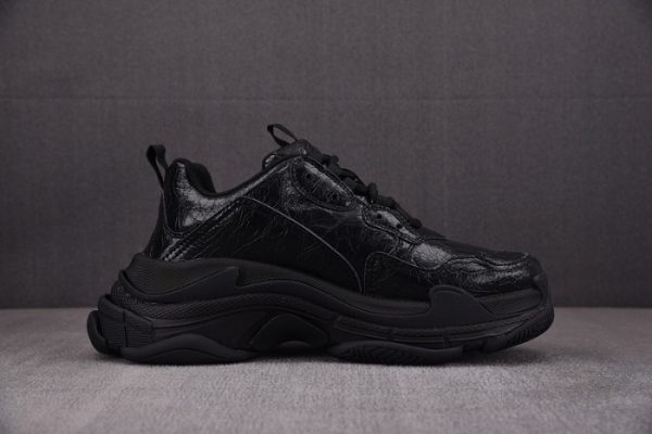 Triples Trainer Sneakers 2000071