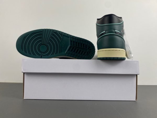 Air Jordan 1 Mid Se Oxidized Green Fq7818-100