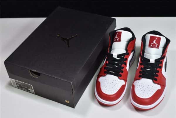 Air Jordan 1 Mid Chicago 554724-173