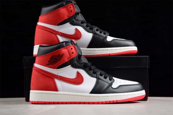 Air Jordan 1 Retro High Track Red 555088-112