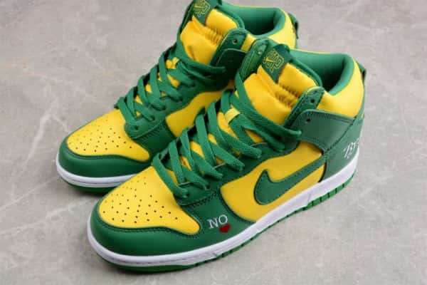 S*P*E X Nike Sb Dunk High By Any Means Dn3741-700