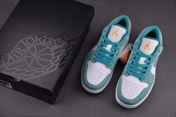 Air Jordan 1 Low Se New Emerald Dn3705-301