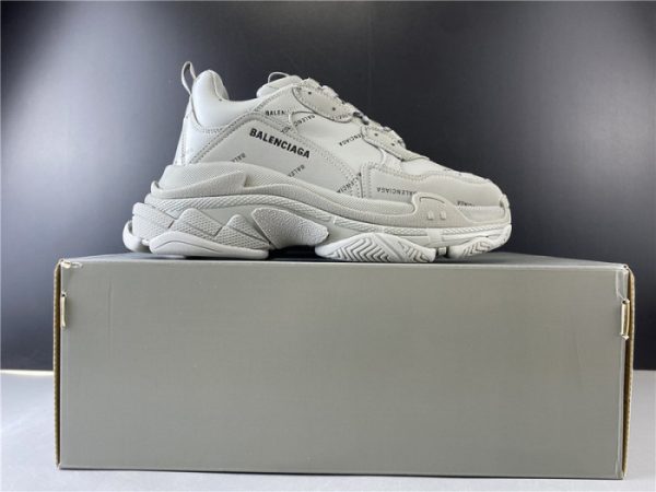 Triples Trainer Sneakers Letters 2000022