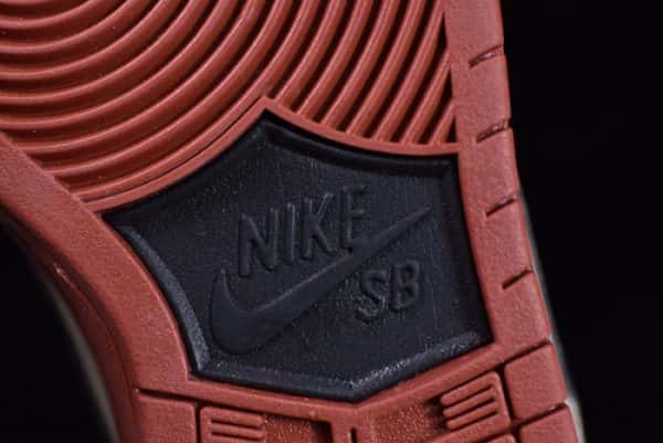 Nike Sb Dunk Low Pro Hennessy Bq6817-100