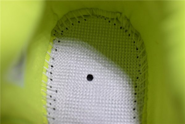 Kobe 8 System ''Prelude'' 639655-900