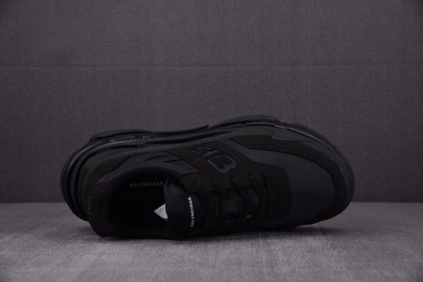 Triples Trainer Sneakers 2000058