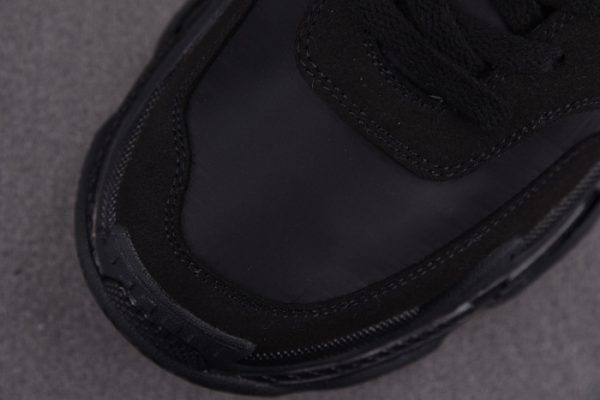 Triples Trainer Sneakers 2000058