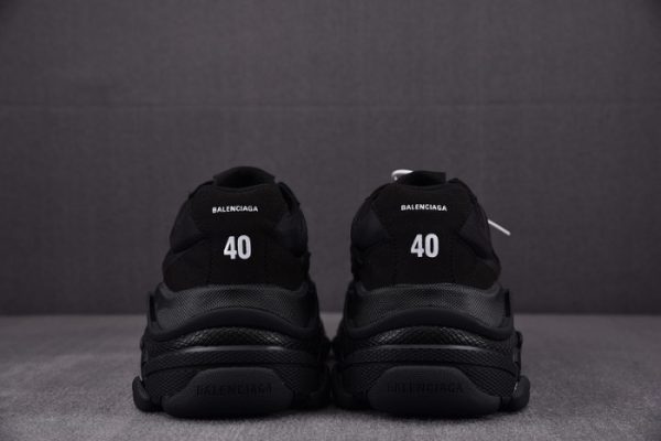 Triples Trainer Sneakers 2000058