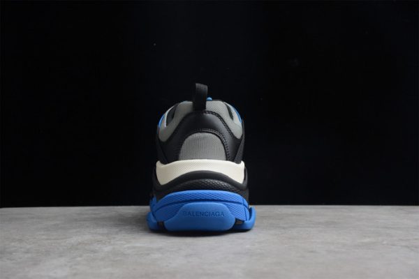 Triples Trainer Sneakers 2000036