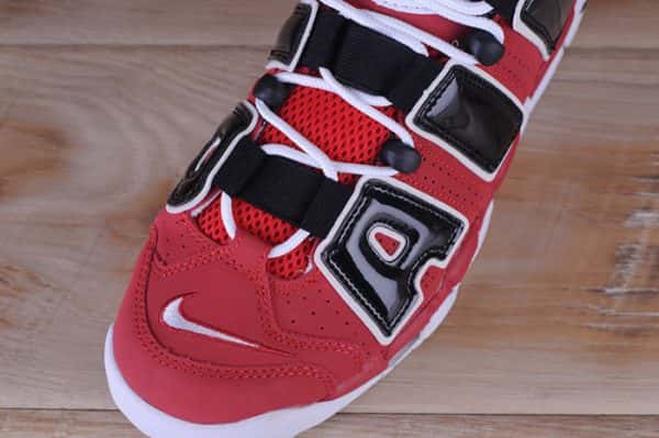 Air More Uptempo ''96 "Bulls" 921948-600