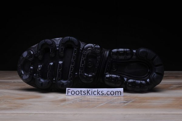 Nike Air Vapormax Flyknit Explorer Dark 849558-010