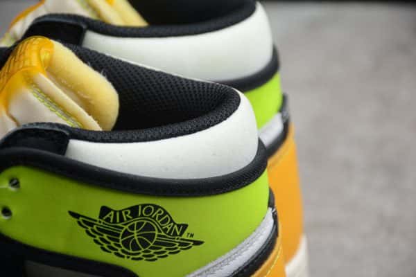 Air Jordan 1 High Og ¡°University Gold¡± 555088-118